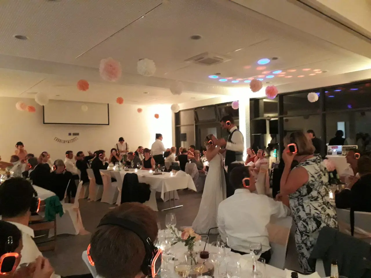 Hochzeit mit Silent Disco Kopfhörern von Kopfhörer Events Deutschland