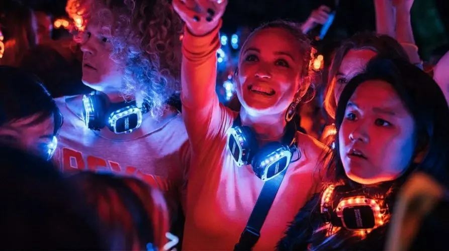 Silent Disco Kopfhörer von Kopfhörer Events Deutschland in der Netflix Serie Biohackers