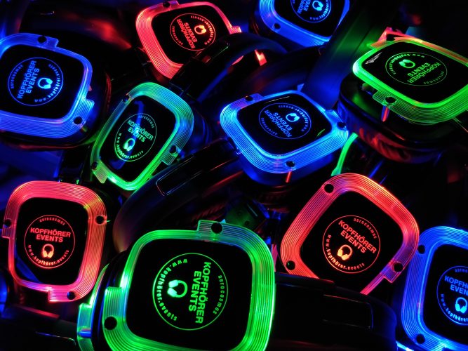Neon Lights Kopfhörer in verschiedenen Farben